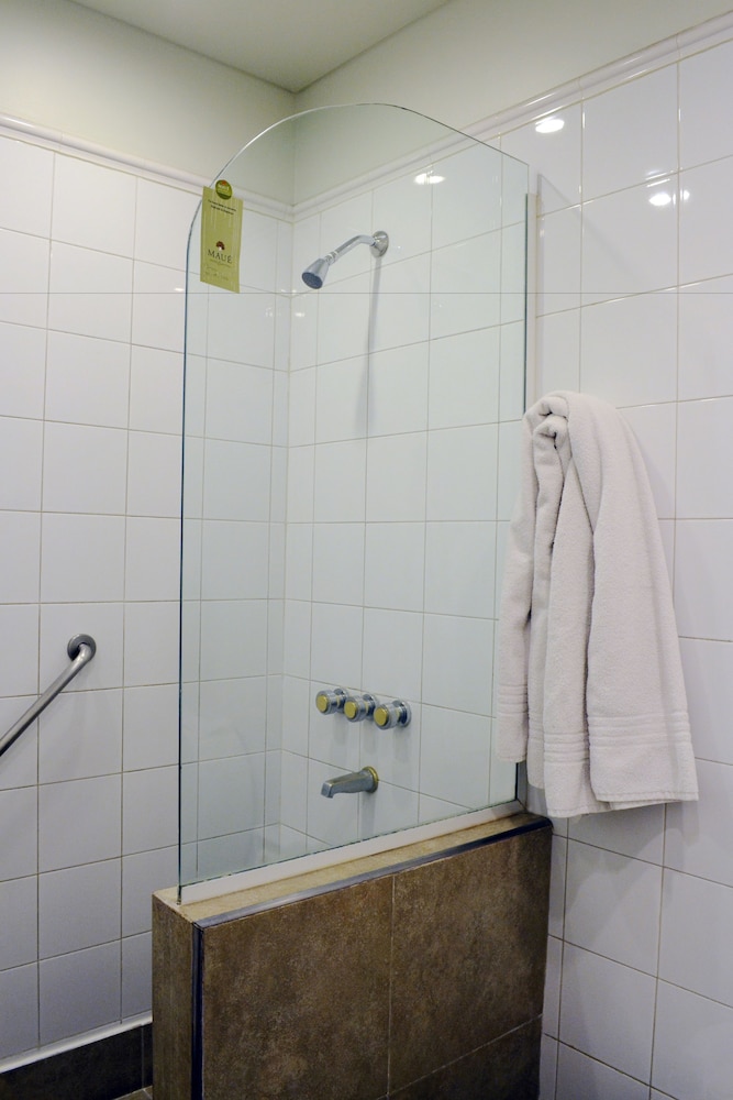 Maue Apart Hotel 3/36