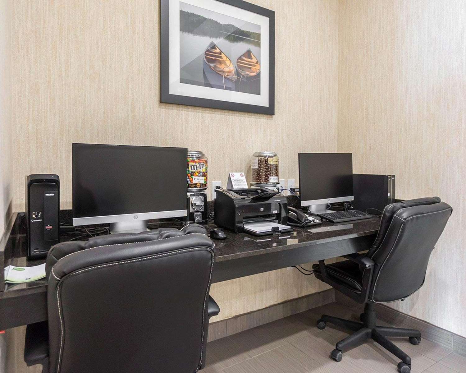 Comfort Inn & Suites Fox Creek 11/20