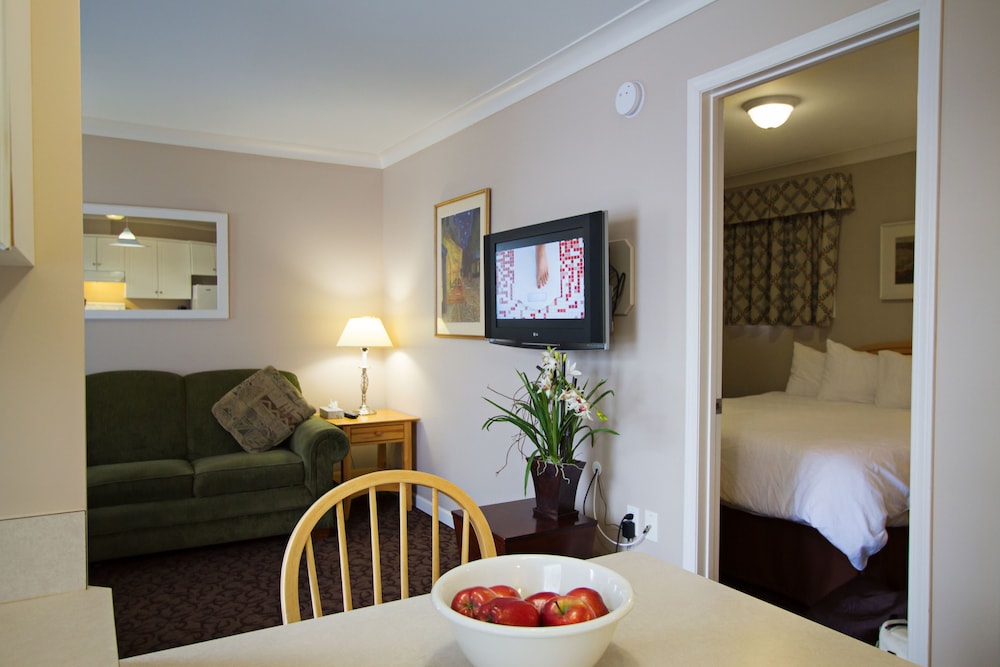 Glenwood Inn & Suites 31/50