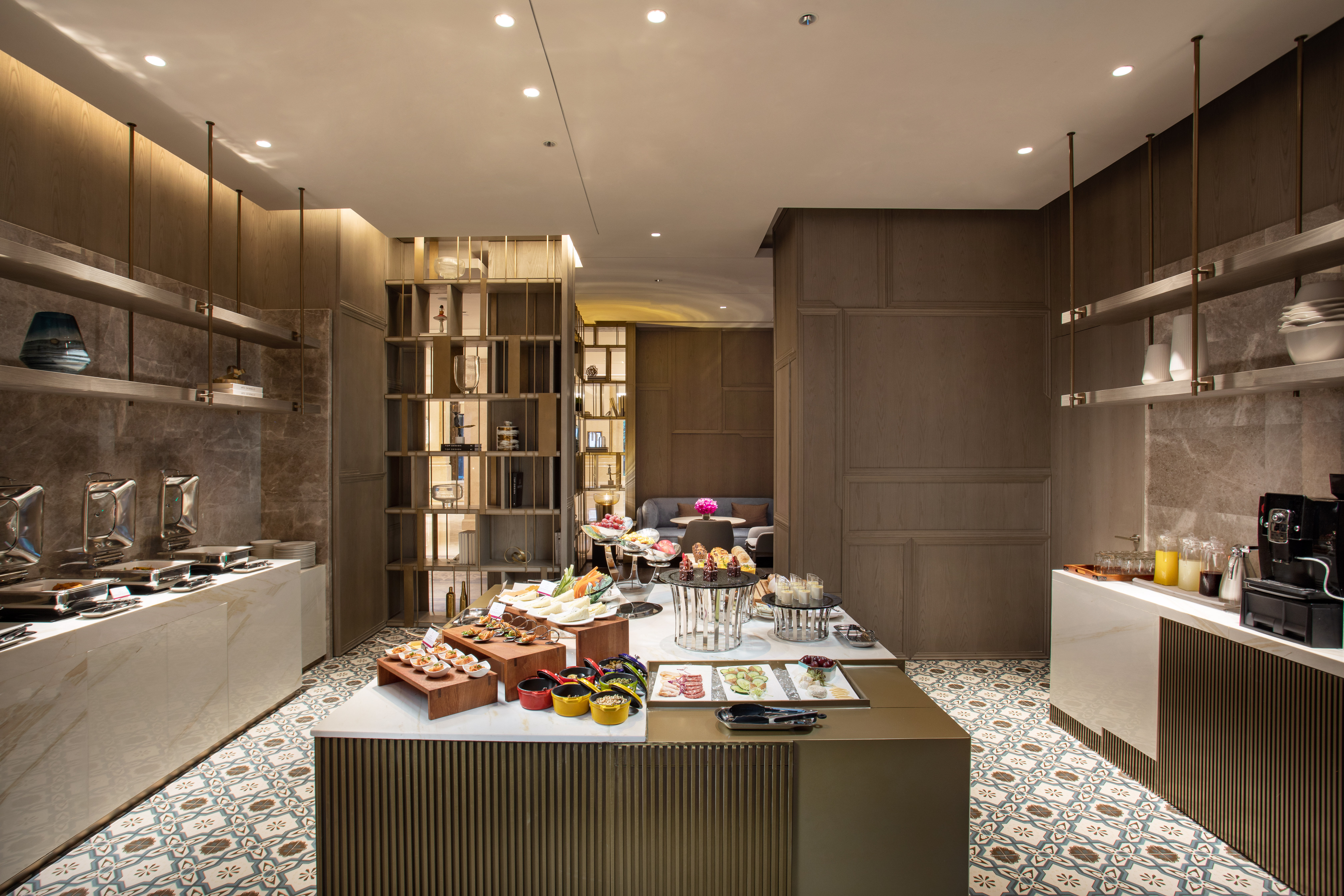 Crowne Plaza Fuzhou South 44/65