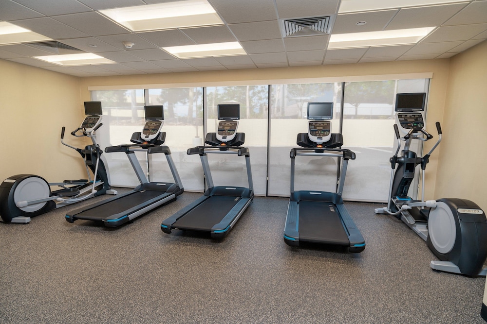 TownePlace Suites by Marriott Irvine Lake Forest 23/46