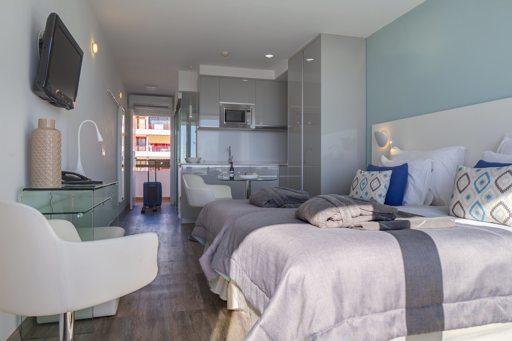 Coral Ocean View - Adults Only 12/50