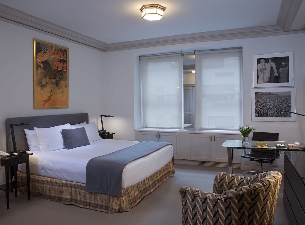 Sherry Netherland Hotel 14/72