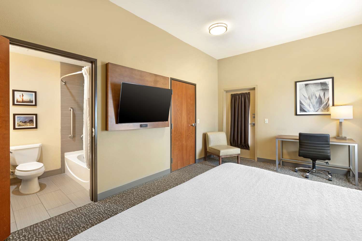 Best Western Plus Surprise-Phoenix NW 34/38