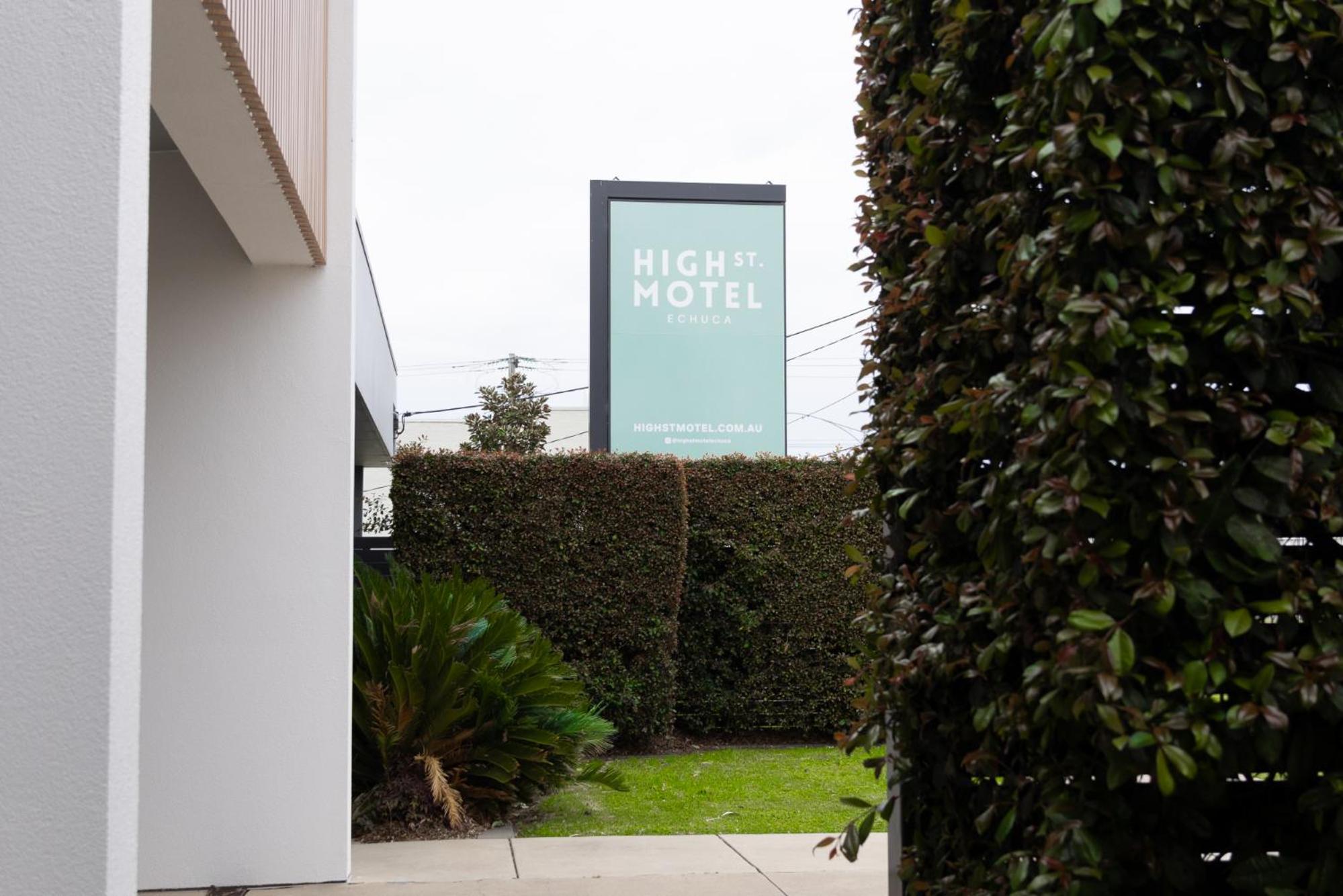 High Street Motel 28/32