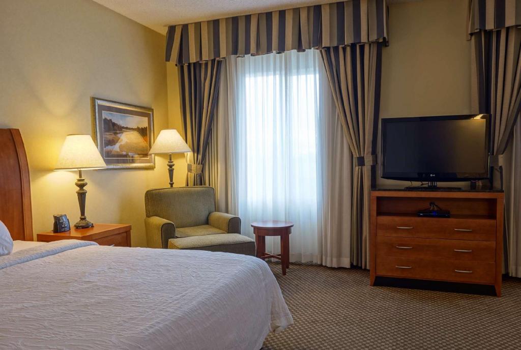 جناح بسرير كينج بغرفة نوم واحدة لذوي الإعاقة، Hilton Garden Inn Bozeman 2/4