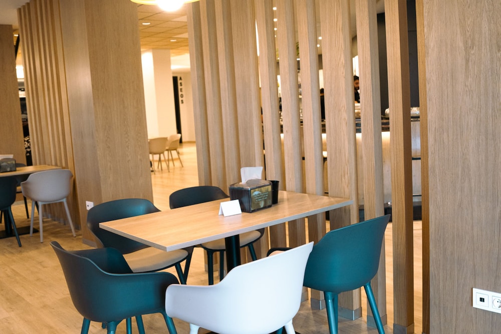 Hotel Triana 26/46