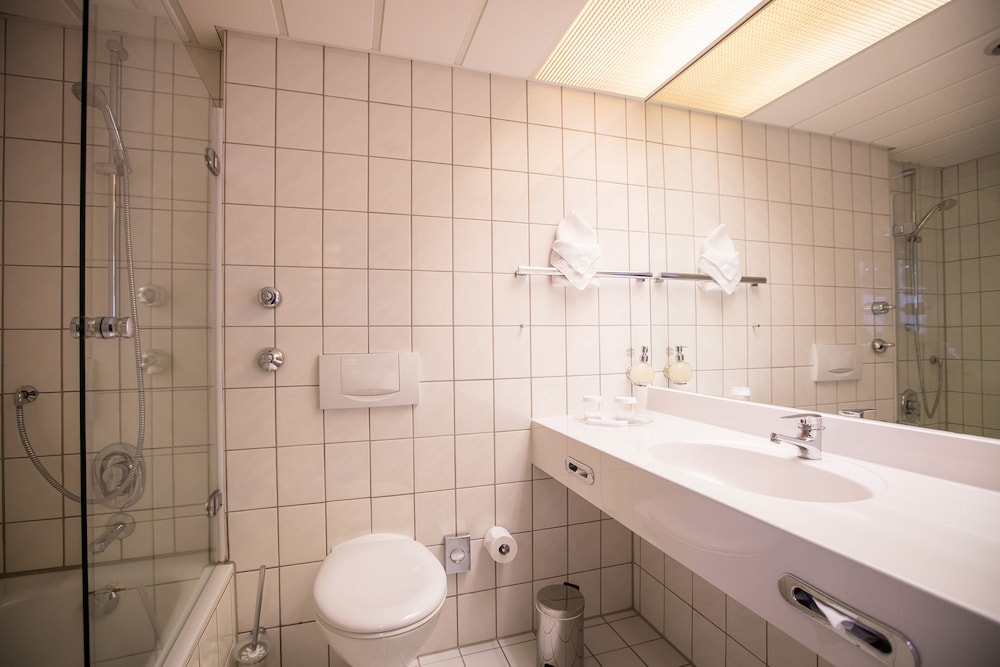 Lindner Hotel Frankfurt Hochst, Part of Jdv by Hyatt 46/50