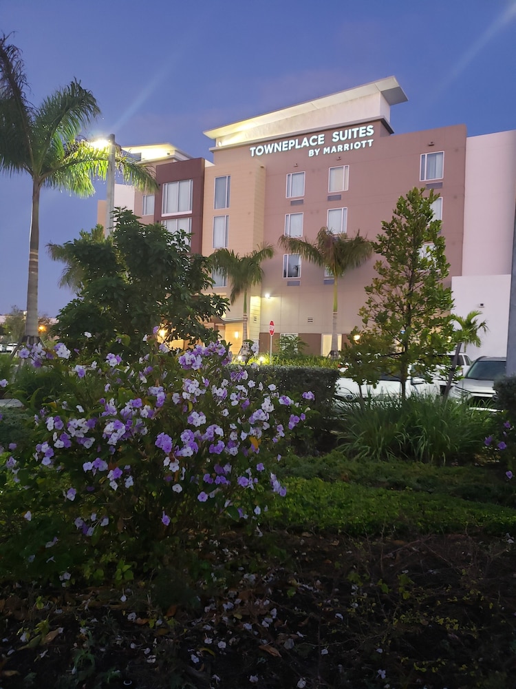 TownePlace Suites by Marriott Miami Kendall West 43/50