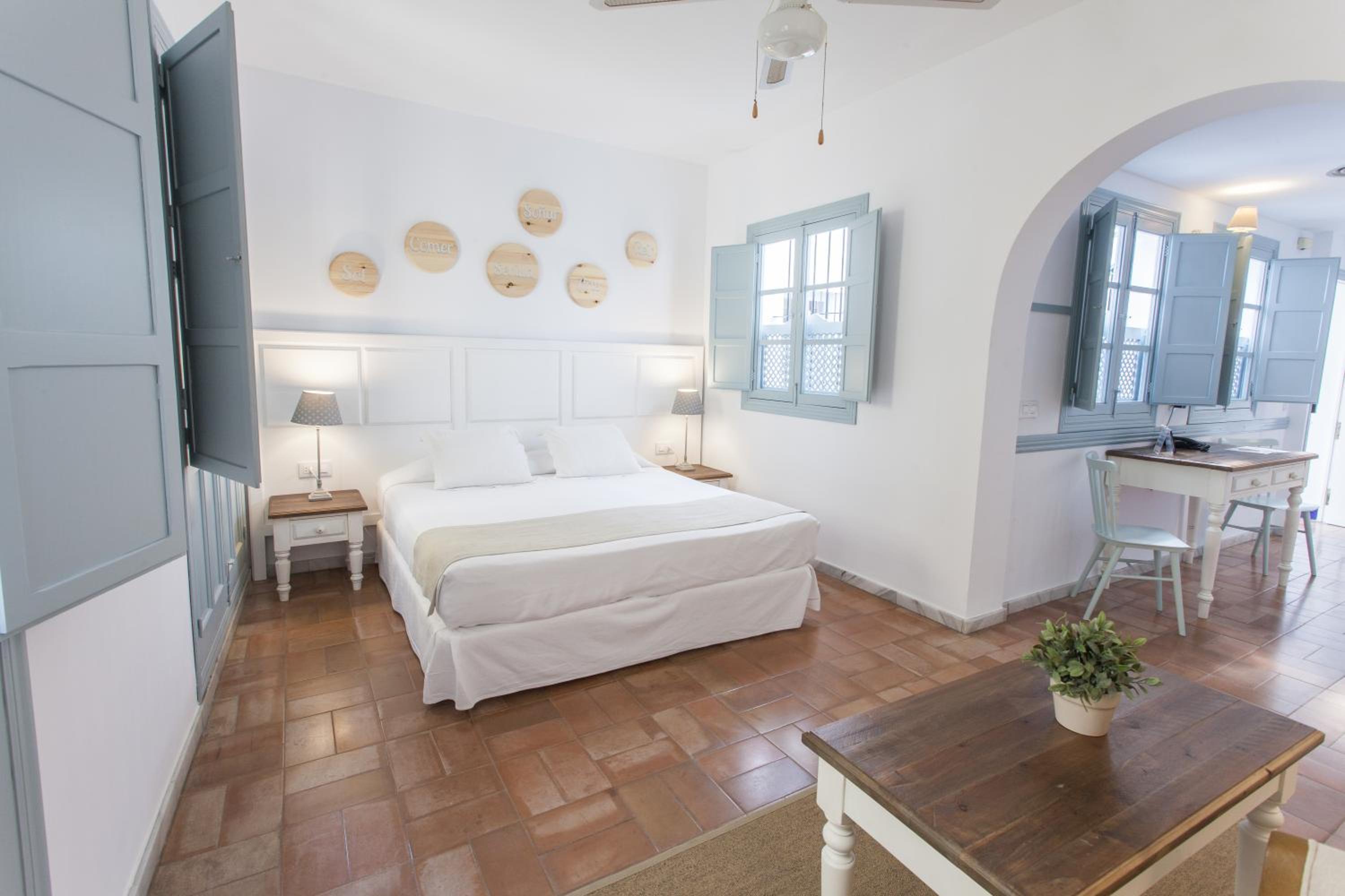 1 Bedroom, Apartment