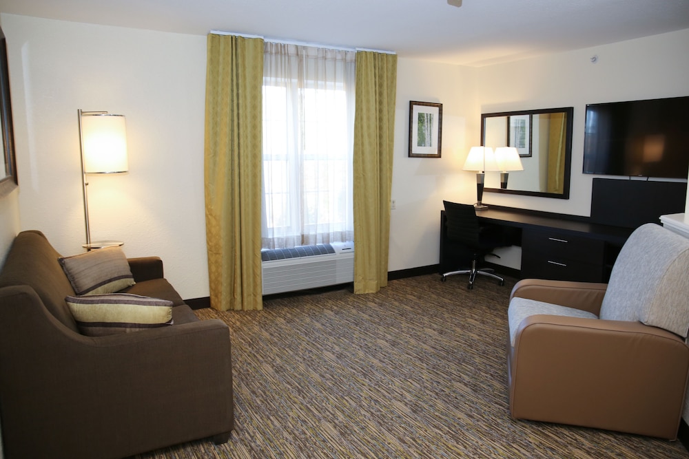 Candlewood Suites Portland - Scarborough, An IHG Hotel 25/31