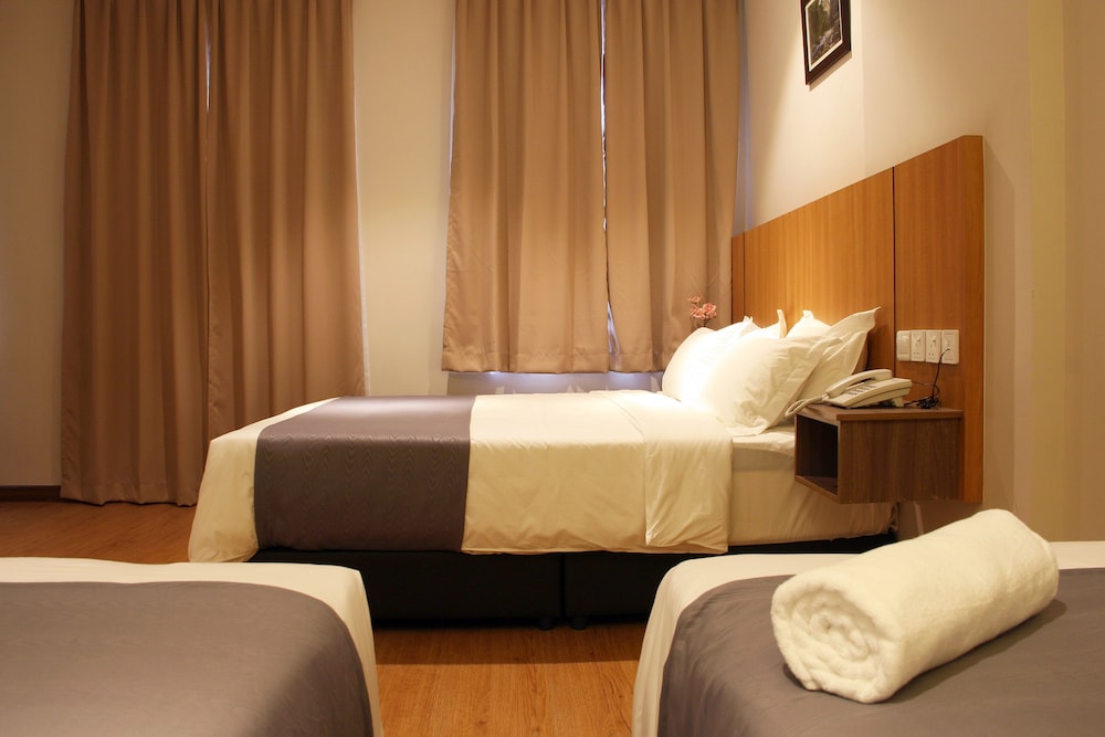 Ahyu Hotel 22/36