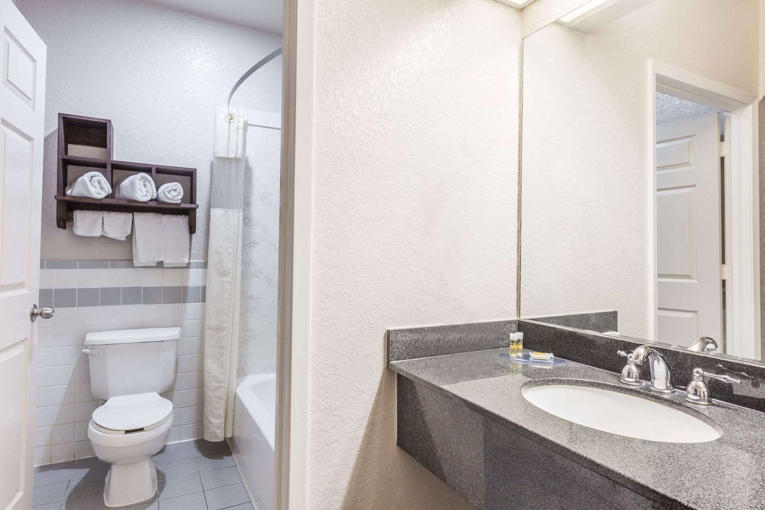Days Inn Dickinson Tx 39/40