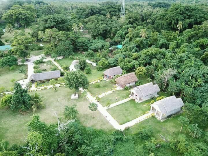 Alofa Beach Bungalows 18/22