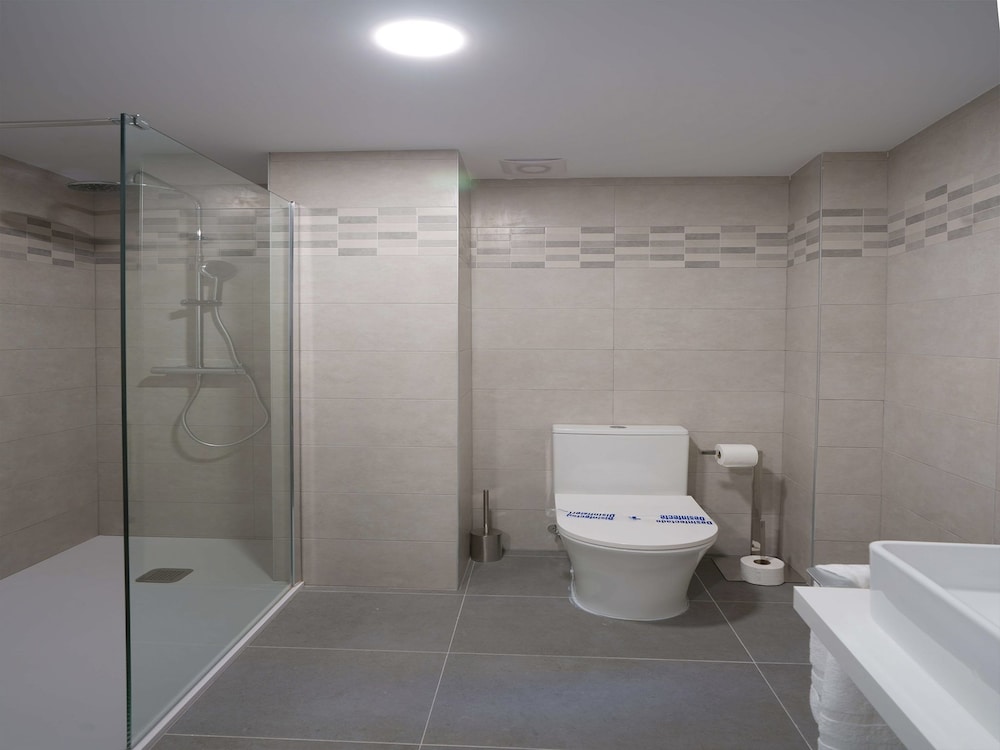 Hostal Anna Benidorm 31/34