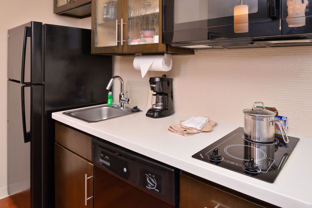 Candlewood Suites Austin-Round Rock 33/48