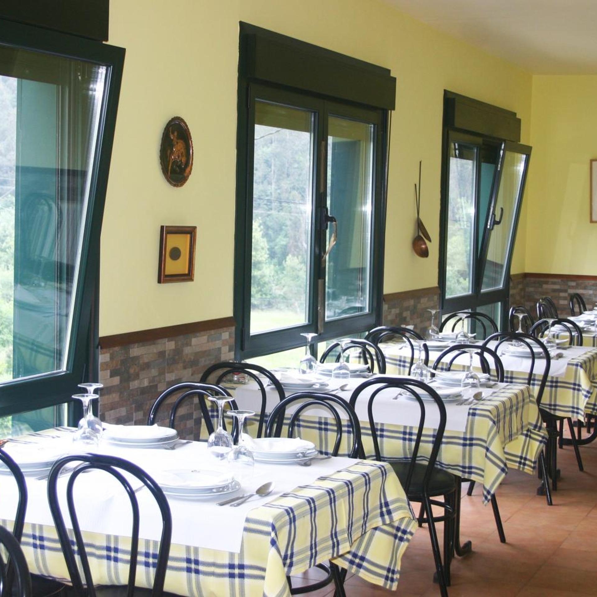 Hotel Restaurante Canero 26/37