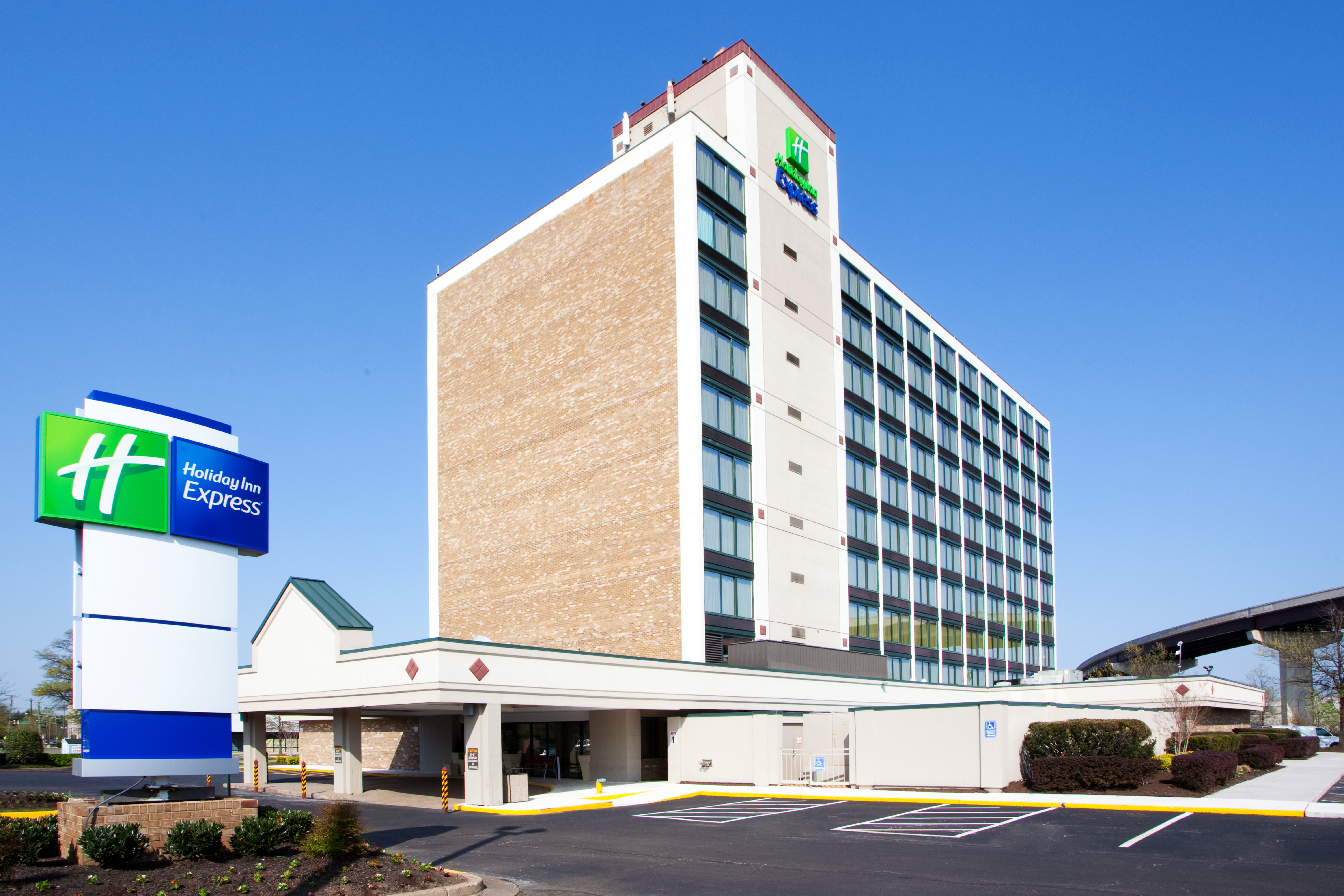 Holiday Inn Express Washington Dc Sw Springfield 2/50