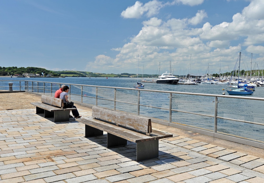 Drakes Wharf 24/34
