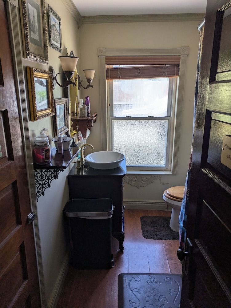 The Old Parsonage Bed and Breakfast 50/64