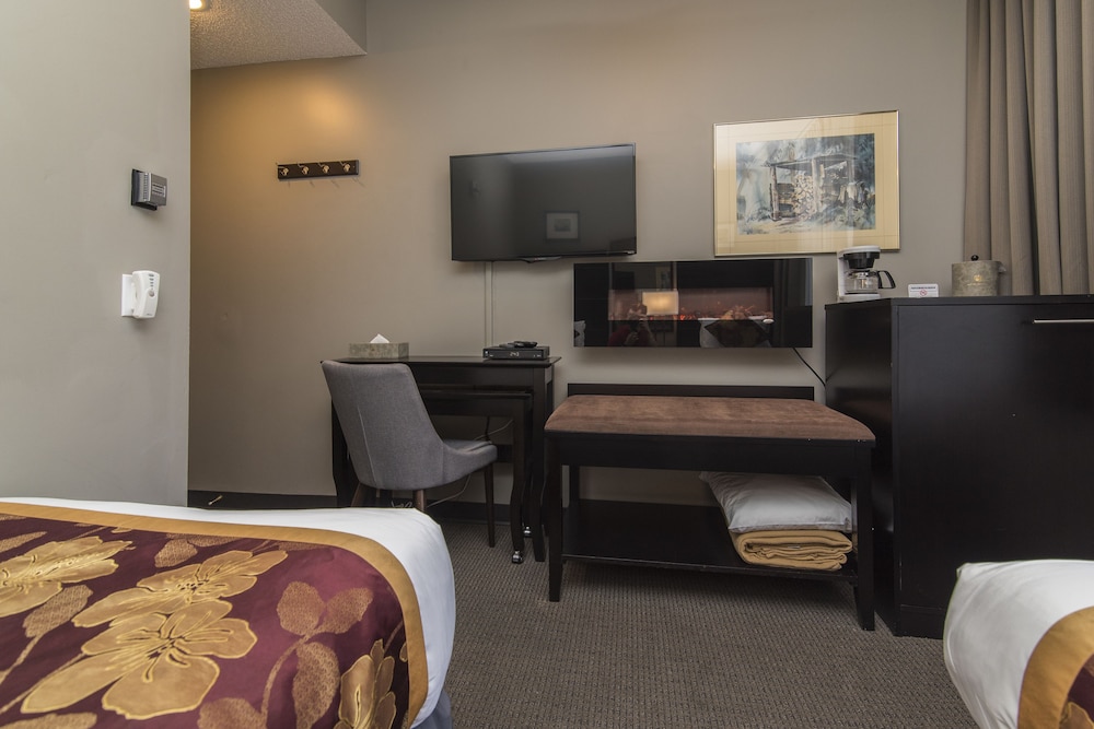 King Edward Hotel 42/55