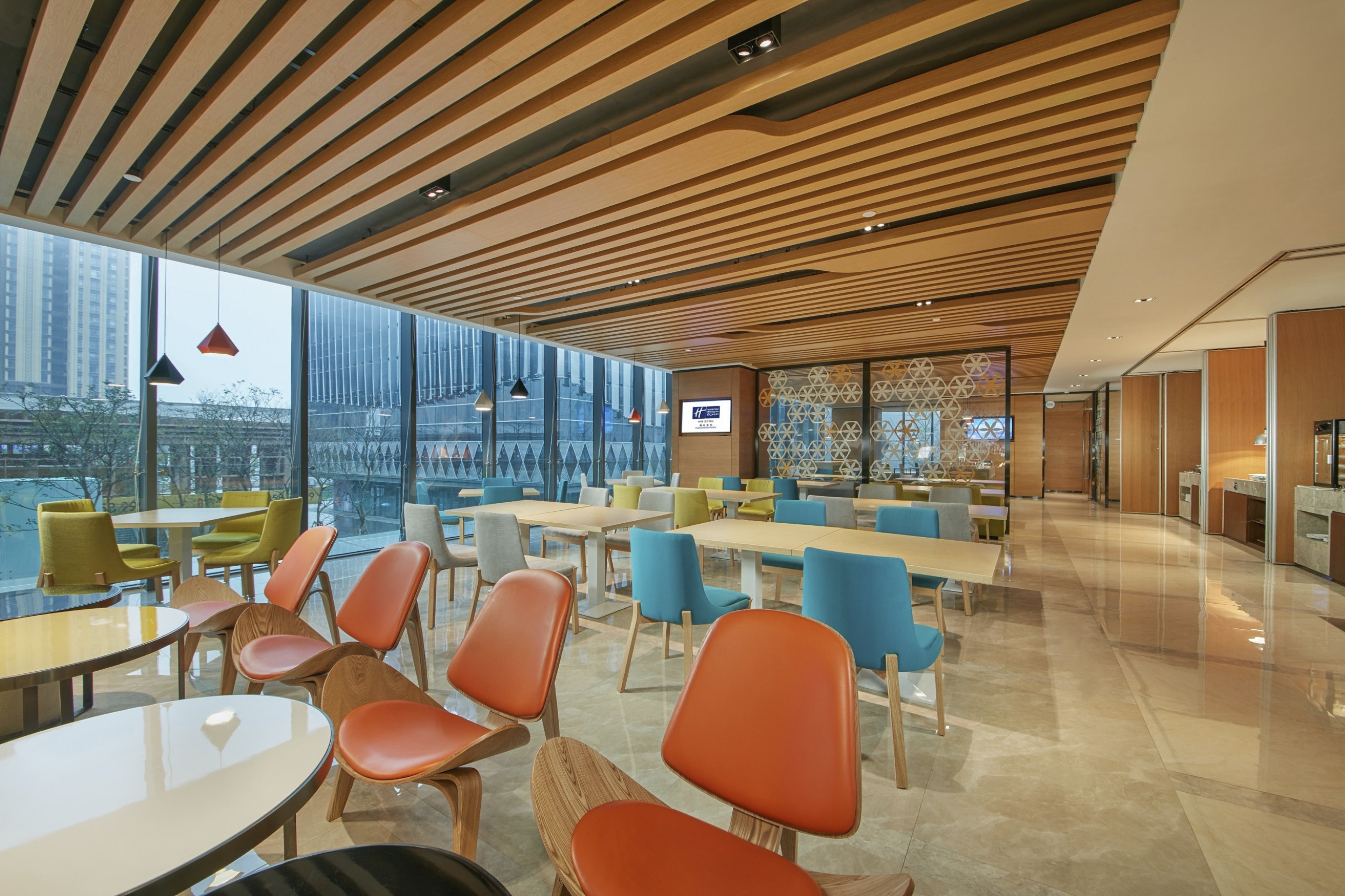 HOLIDAY INN EXPRESS FUZHOU DOWNTOWN 41/59
