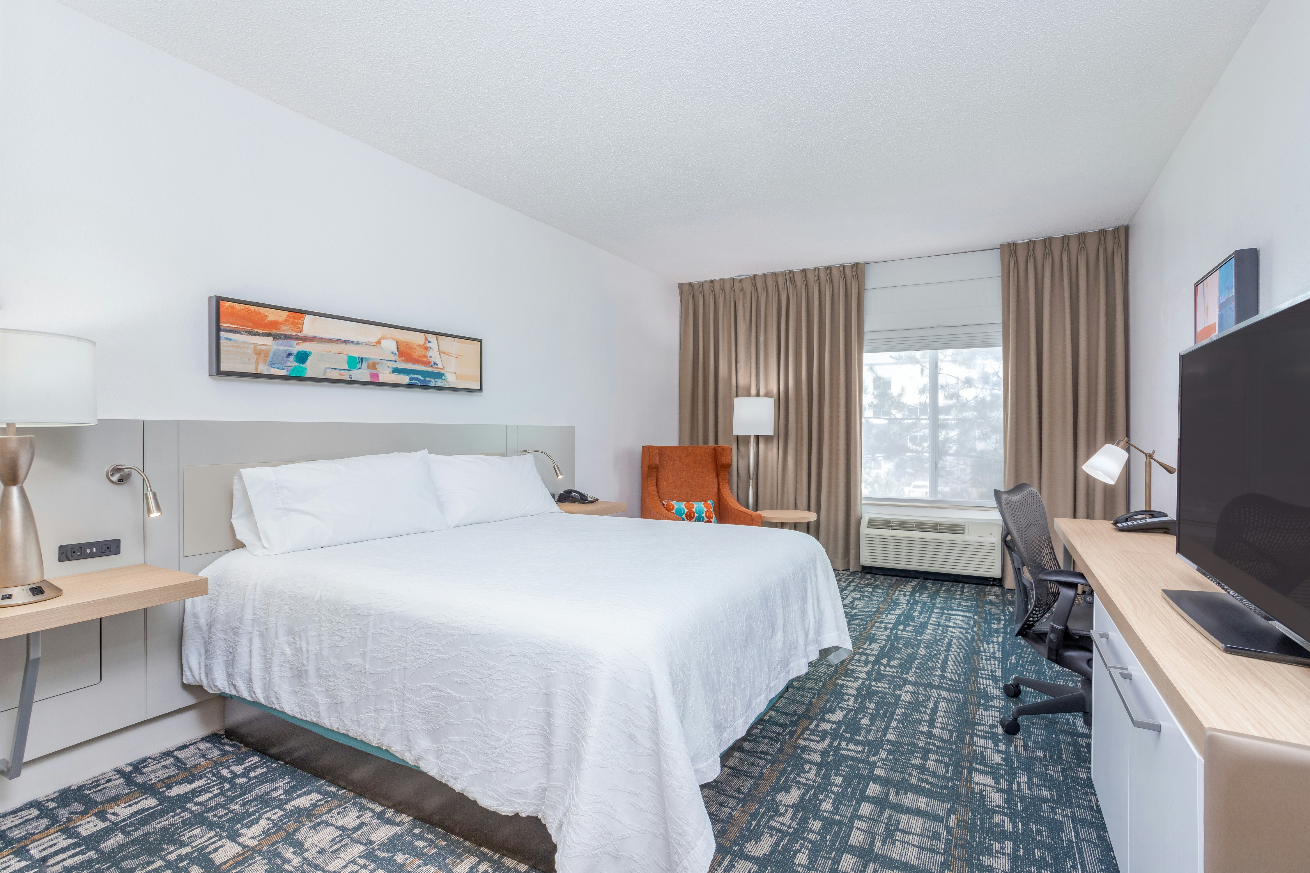 ROOM, KING BED