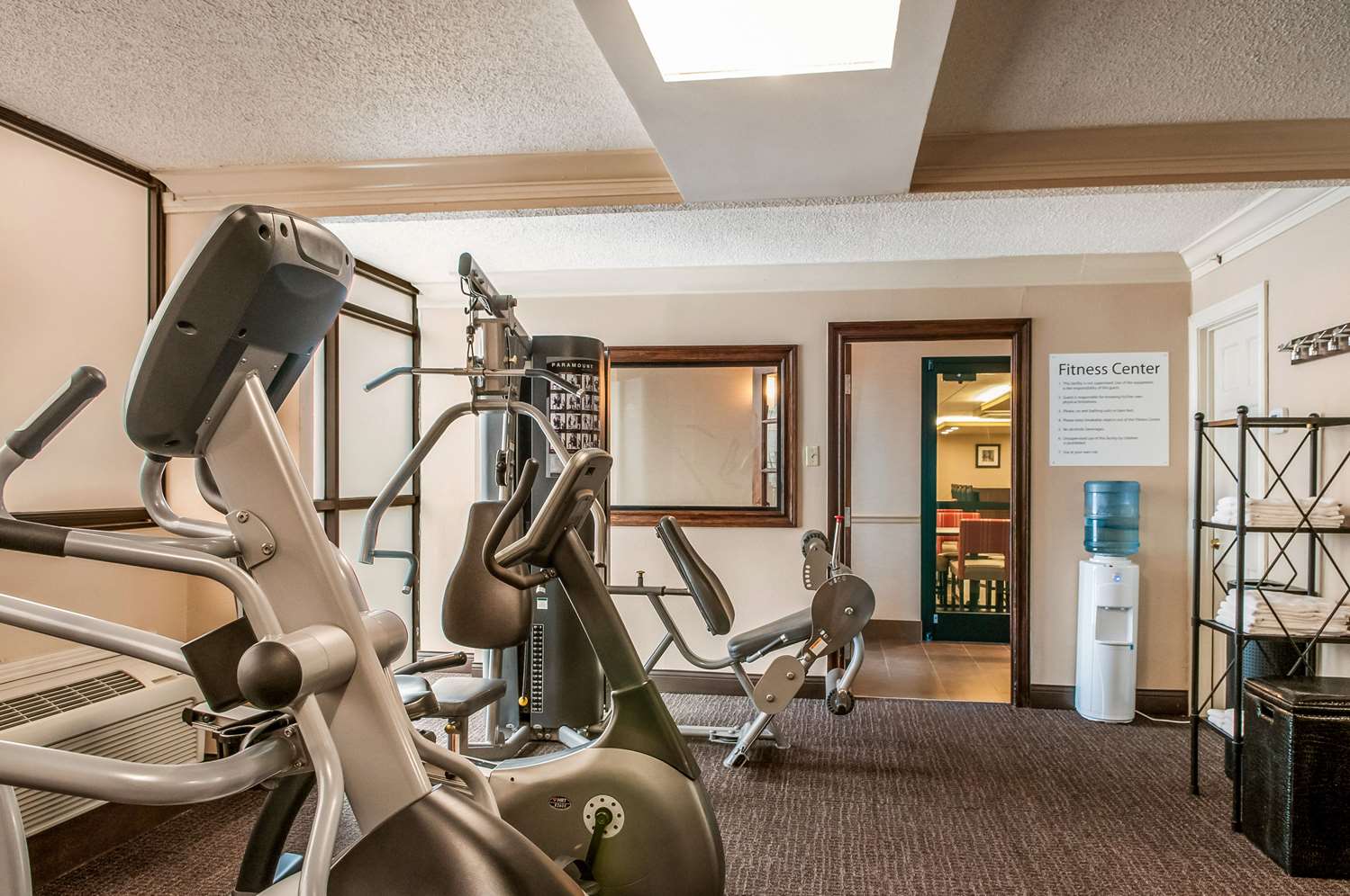 Comfort Inn and Suites At Copeland Tower 8/17
