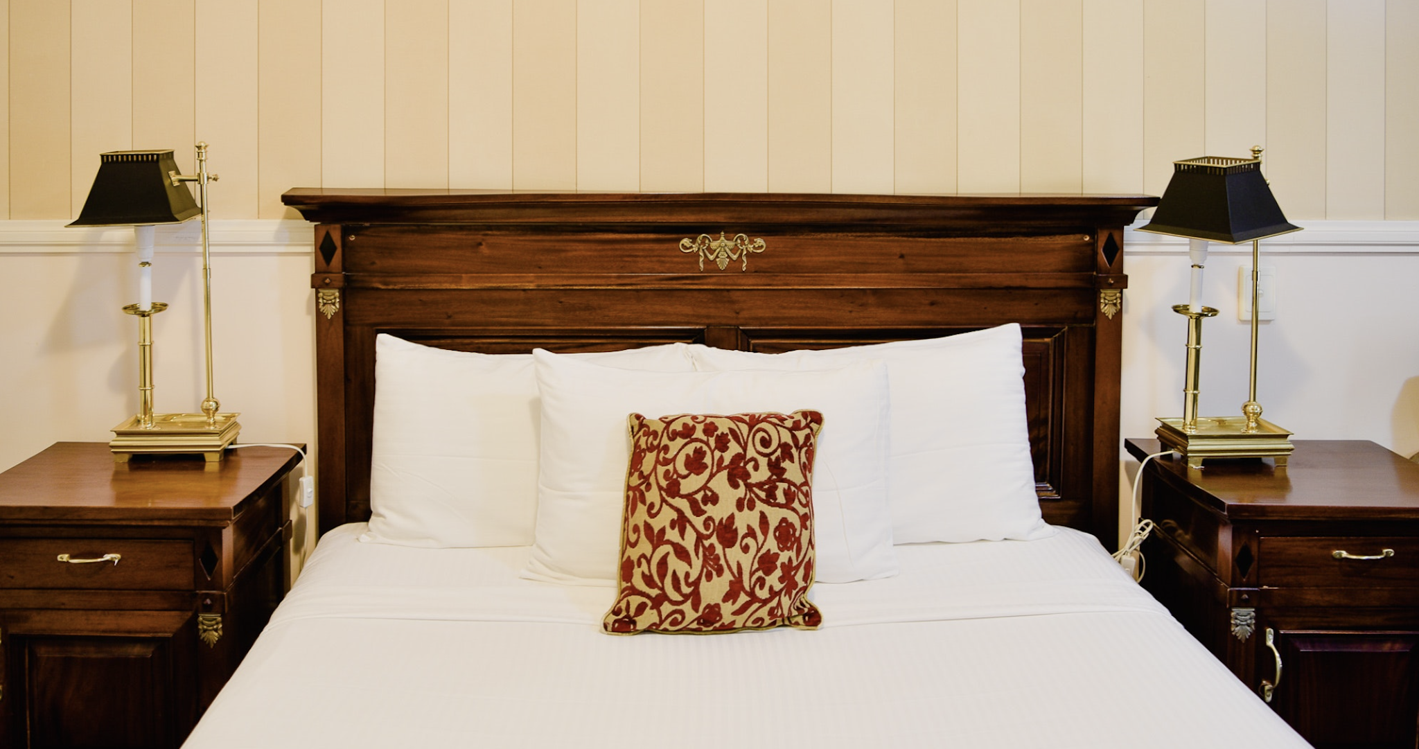REDEARTH HOTEL 15/31