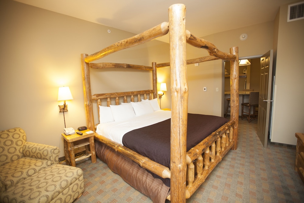 Great Wolf Lodge Kansas City 12/77