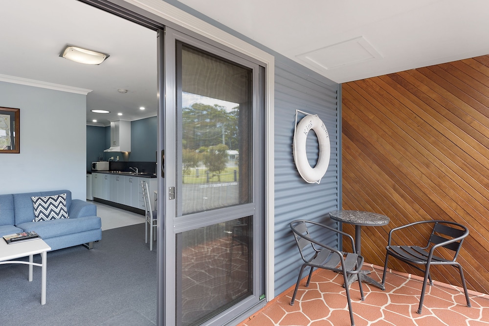 Strahan Bungalows 15/44