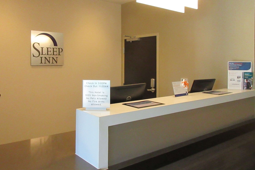 Sleep Inn & Suites Chiloquin-Crater Lake Junction 5/32