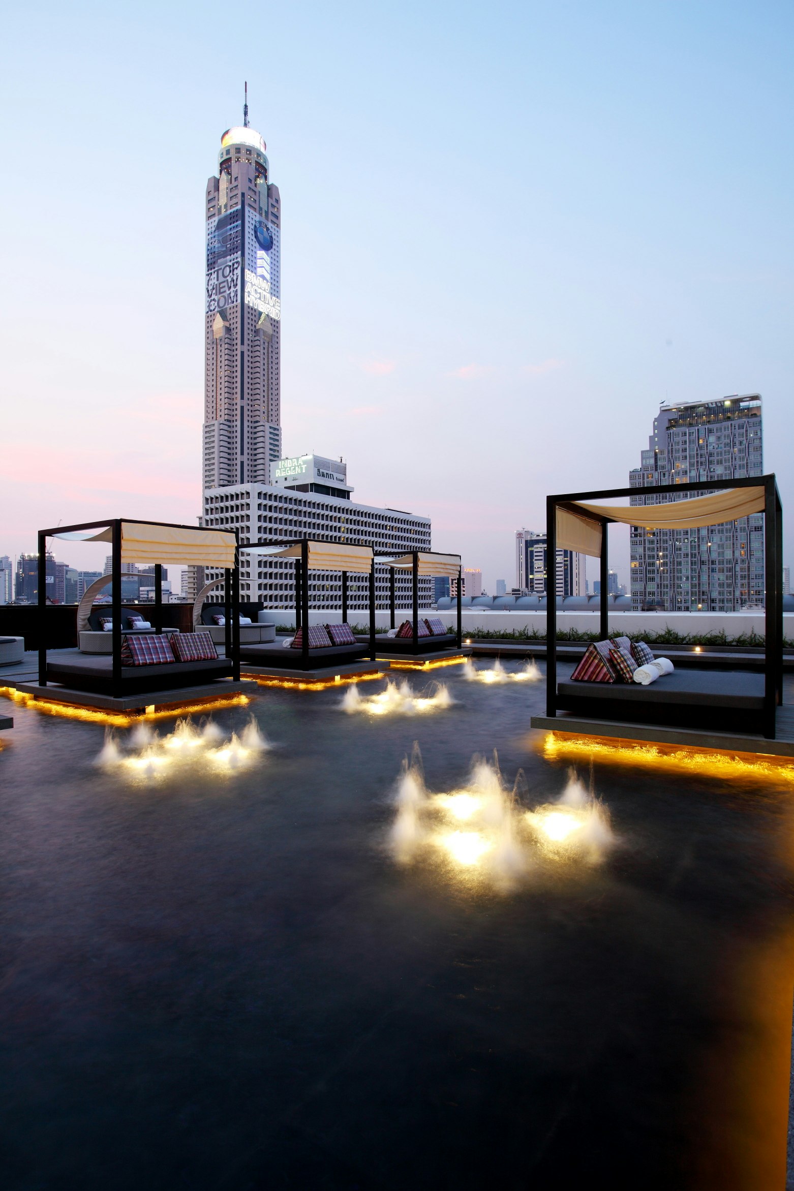 Centara Watergate Pavilion Hotel Bangkok 83/87