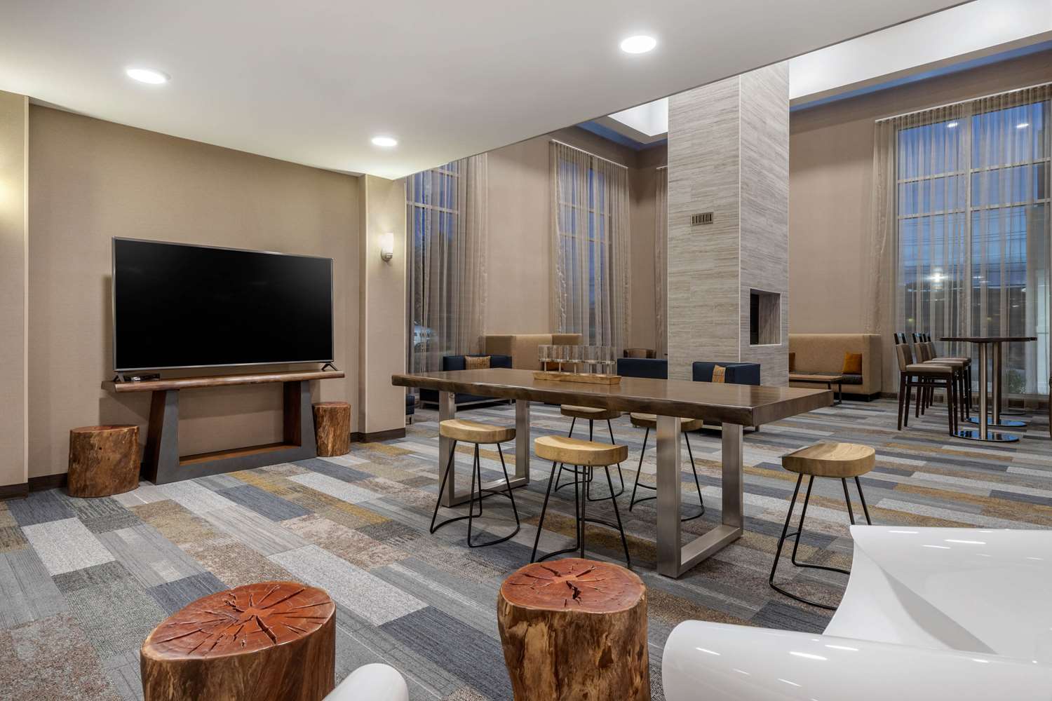 Cambria Hotel West Orange 6/7