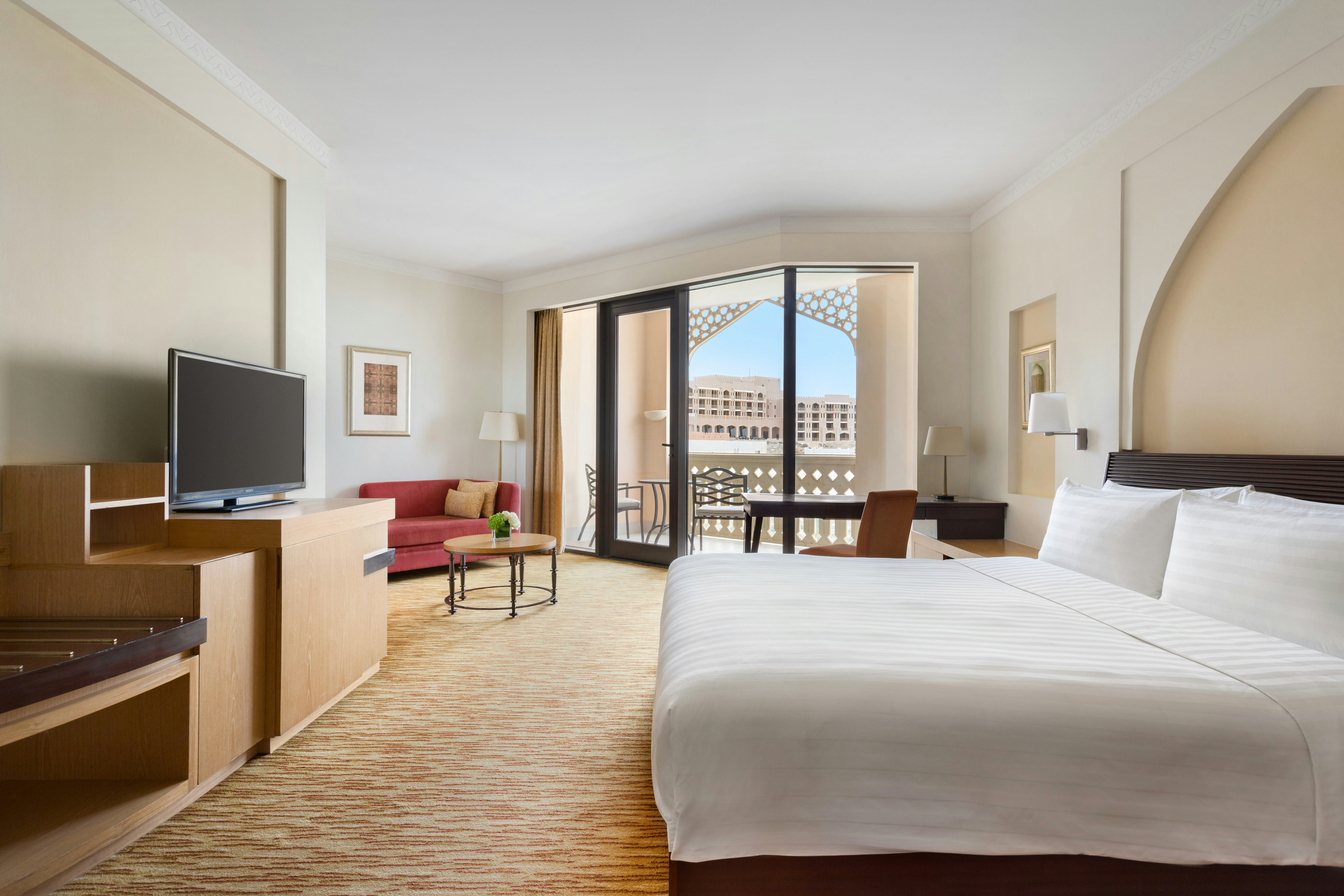 Hilton Muscat Al Bandar 10/50