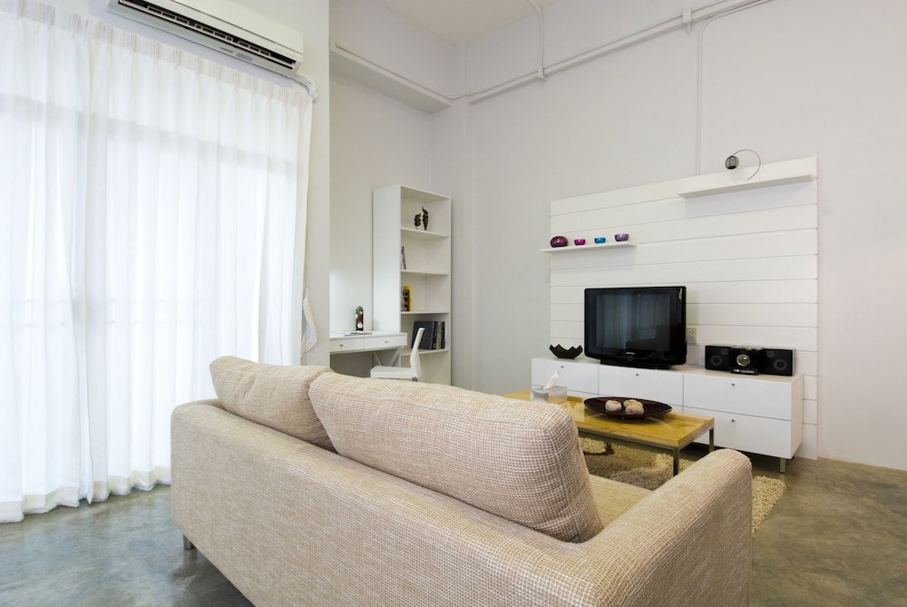 T Series Place Serviced Apartment 14/34