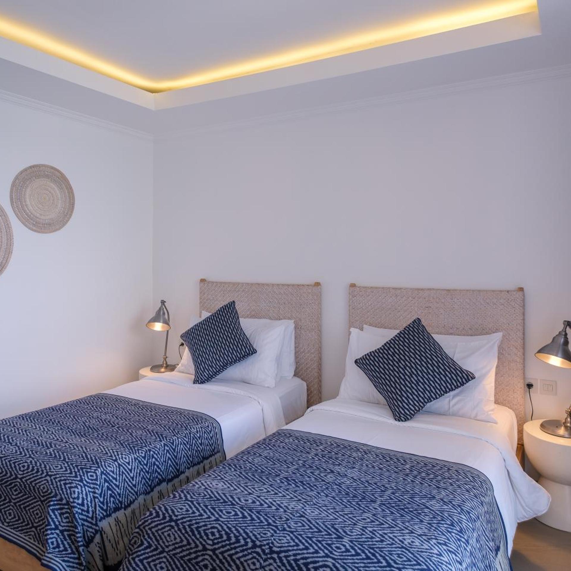 Deluxe, Double Bed, Pool and Sea View