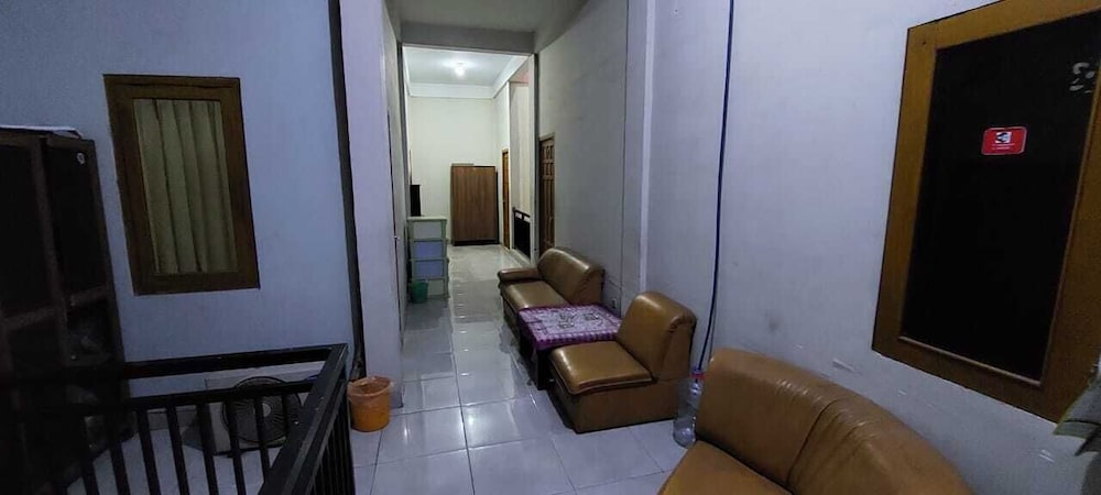 Kartika Homestay Syariah 9/17