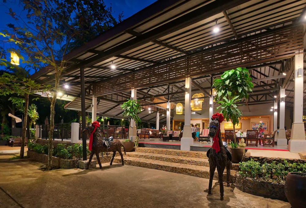 Anda Lanta Resort 61/74