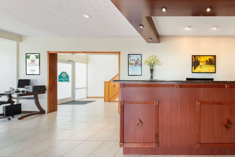 La Quinta Inn By Wyndham Clearwater Central 14/52