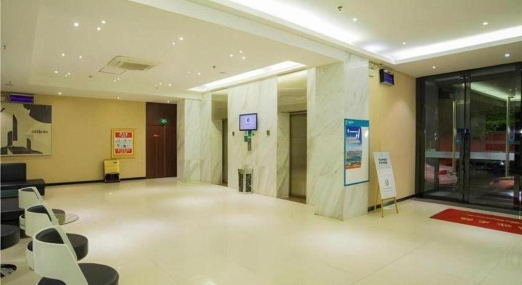 City Comfort Inn Liuzhou 33/50