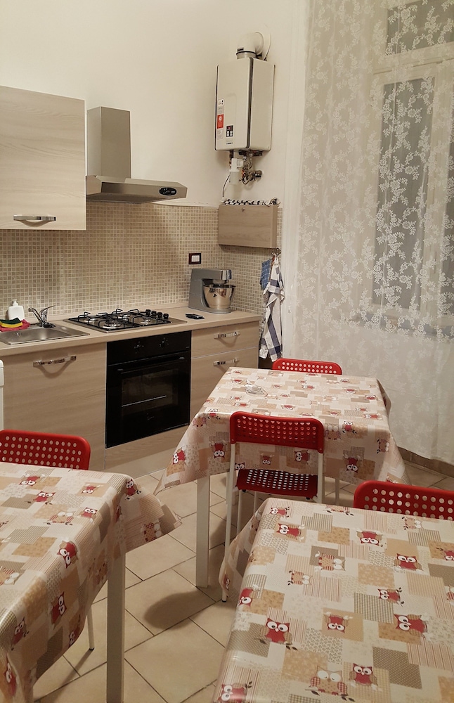 Napoli Station B&B 7/48