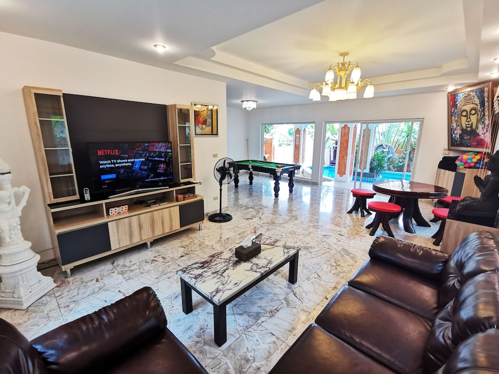 Joopland - Luxury Tropical Villa Pattaya 18/33