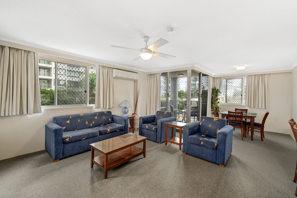 Sandpiper Apartments 47/71