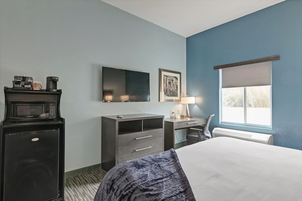 Iris Garden Inn 17/54