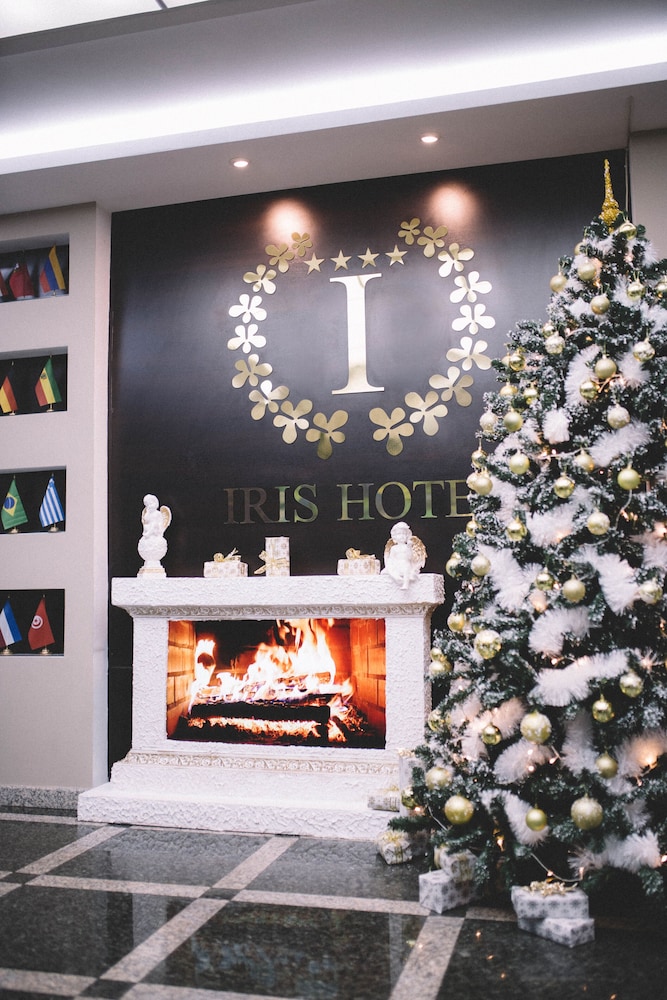 IRIS HOTEL 9/50