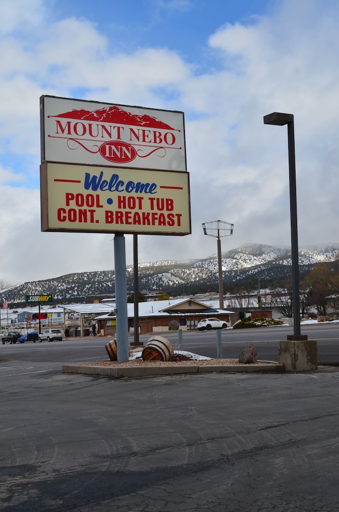 National 9 Mount Nebo 4/28
