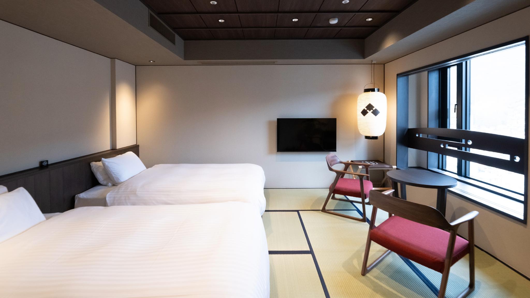 Japanese, Twin Beds, Mountain Side, City View