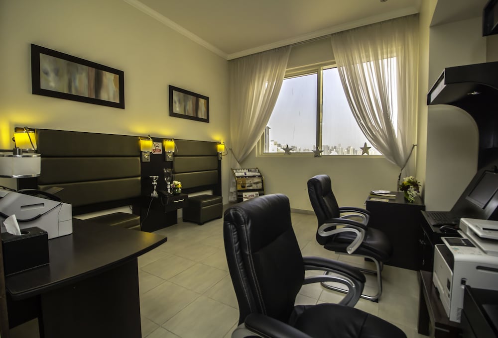 The Royal Riviera Hotel Doha 32/50