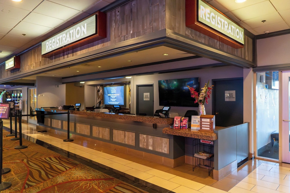 Arizona Charlies Decatur 4/50